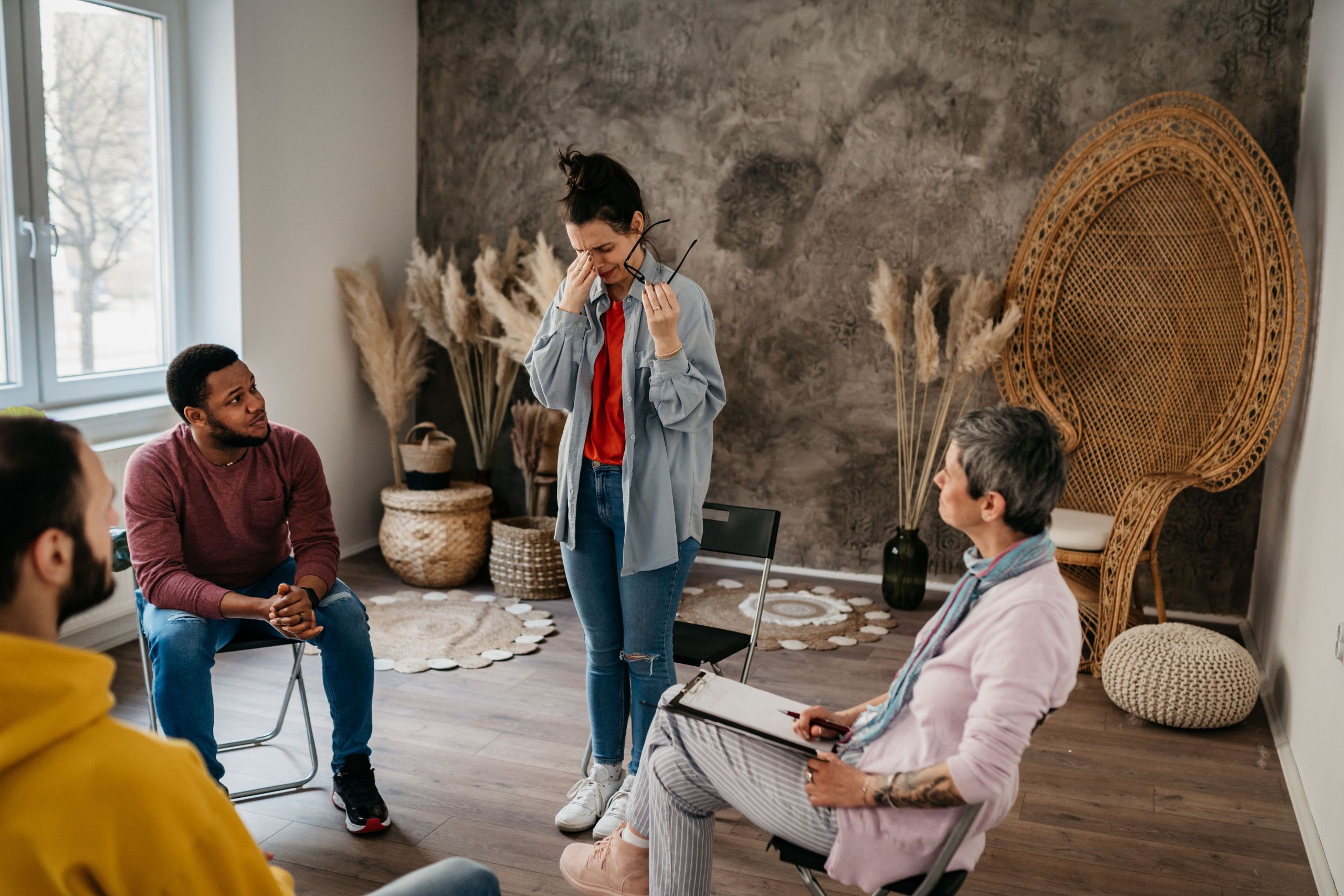 patients in group at at new view wellness discussing borderline vs histrionic